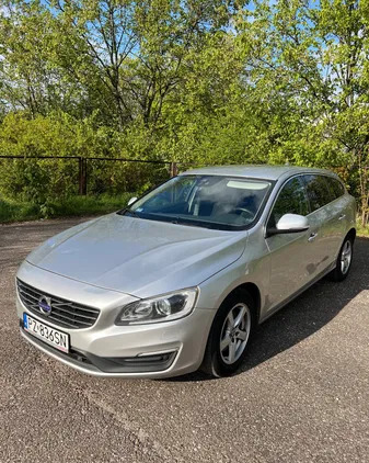 volvo swarzędz Volvo V60 cena 49900 przebieg: 235423, rok produkcji 2016 z Swarzędz